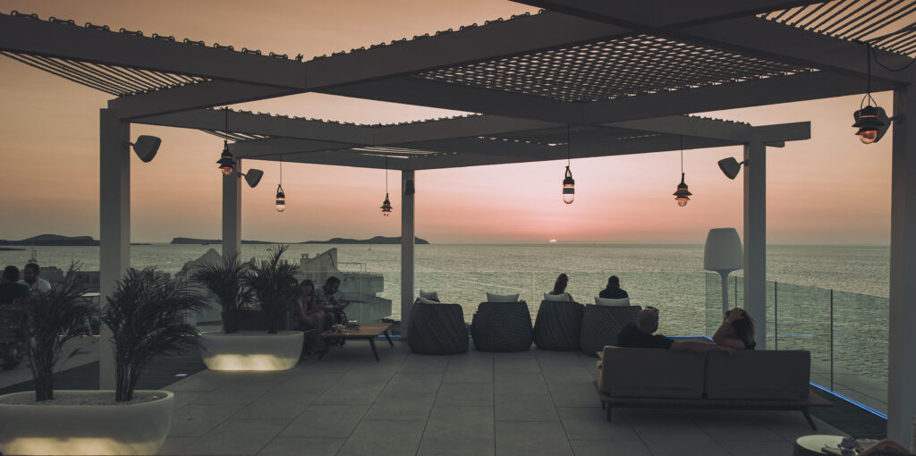 16-amare-ibiza-belvue-rooftop-02